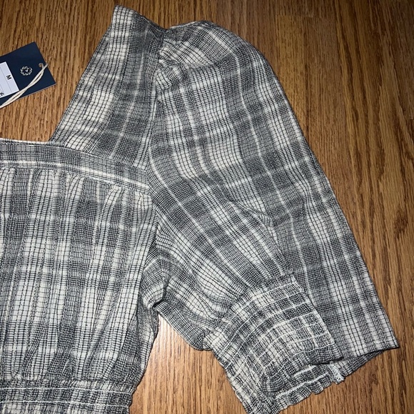 Shirt - Picture 4 of 4